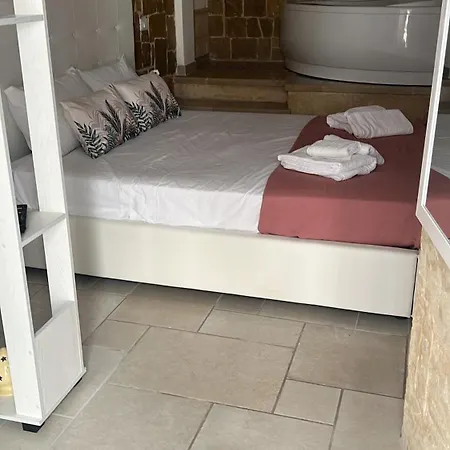 Bed & Breakfast Dimora Dante 4*